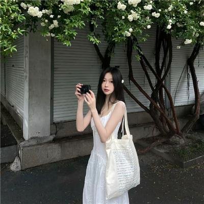 森林中的餐厅